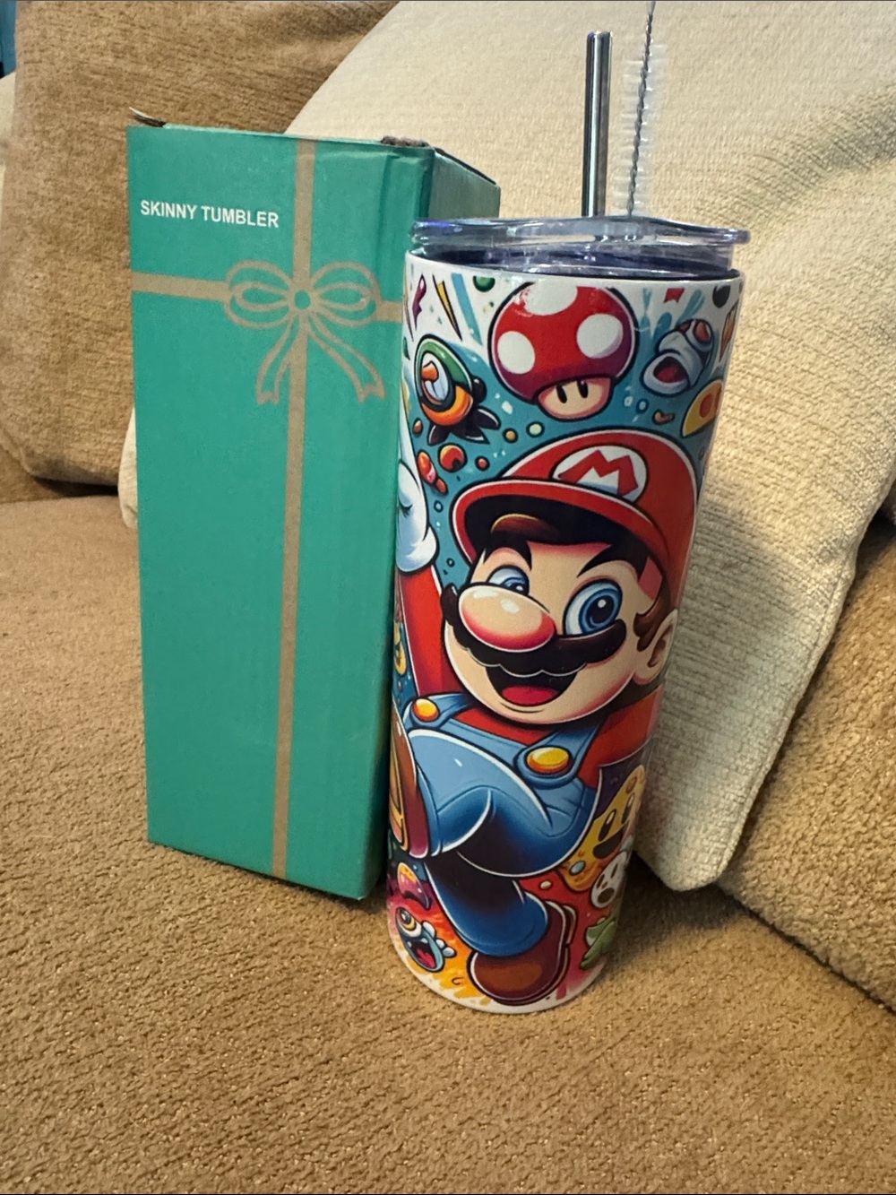 Super Mario Skinny Tumbler - Red/Blue Character Design